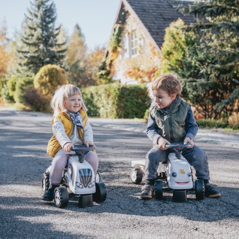 FALK Traktorek Baby Valtra Biały z Przyczepką + akc. od 1 roku FALK FALK Traktorek Baby Valtra Biały z Przyczepką + akc. od 1 roku FALK