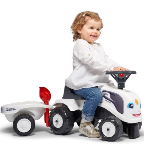 FALK Traktorek Baby Valtra Biały z Przyczepką + akc. od 1 roku FALK FALK Traktorek Baby Valtra Biały z Przyczepką + akc. od 1 roku FALK