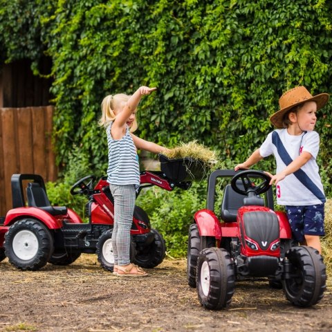 FALK Traktorek Czerwony Valtra S4 na Pedały z Przyczepką od 3 Lat FALK FALK Traktorek Czerwony Valtra S4 na Pedały z Przyczepką od 3 Lat FALK