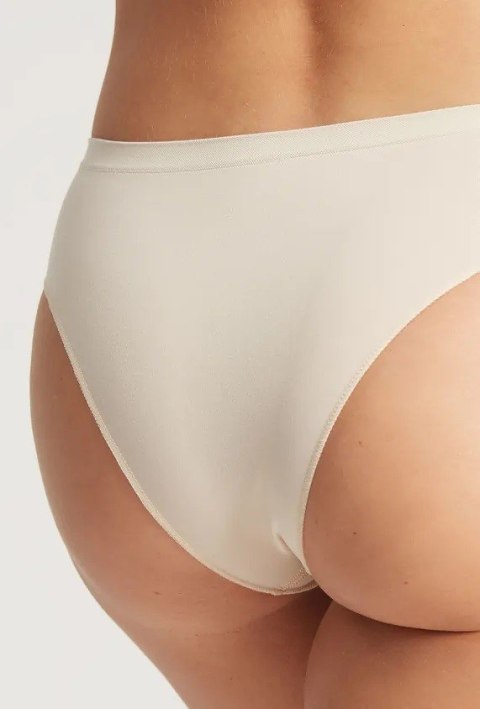 BRAZYLIANY HIGH SENSUAL SKIN GATTA BRAZYLIANY HIGH SENSUAL SKIN GATTA