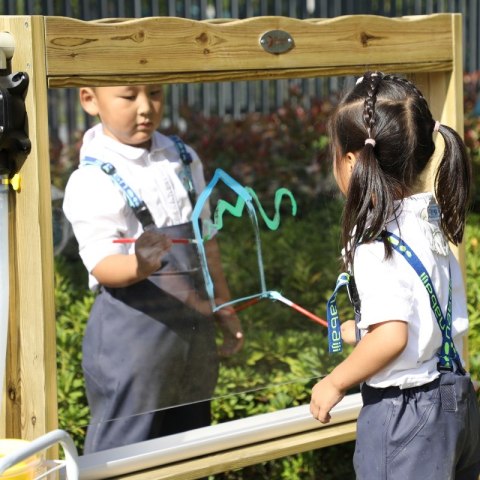 CLASSIC WORLD Zestaw Dwustronna Tablica Sztaluga do Malowania Z Pompą Wody Classic World